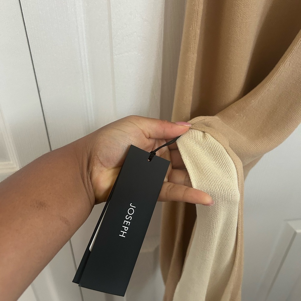 Joseph Tan Sheath V-Neck Dress - Picture 5 of 7